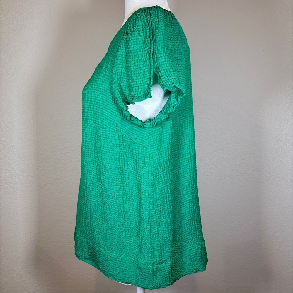 J. Crew Vibrant Green Textured Silk Blouse Size 14 - Picture 2 of 7